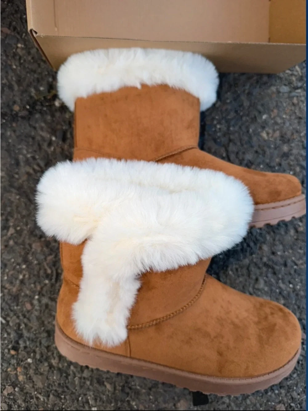 Cliff boots size 8
